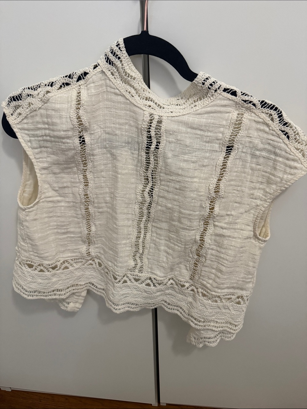 Zara Cream Crochet-Trim Sleeveless Blouse